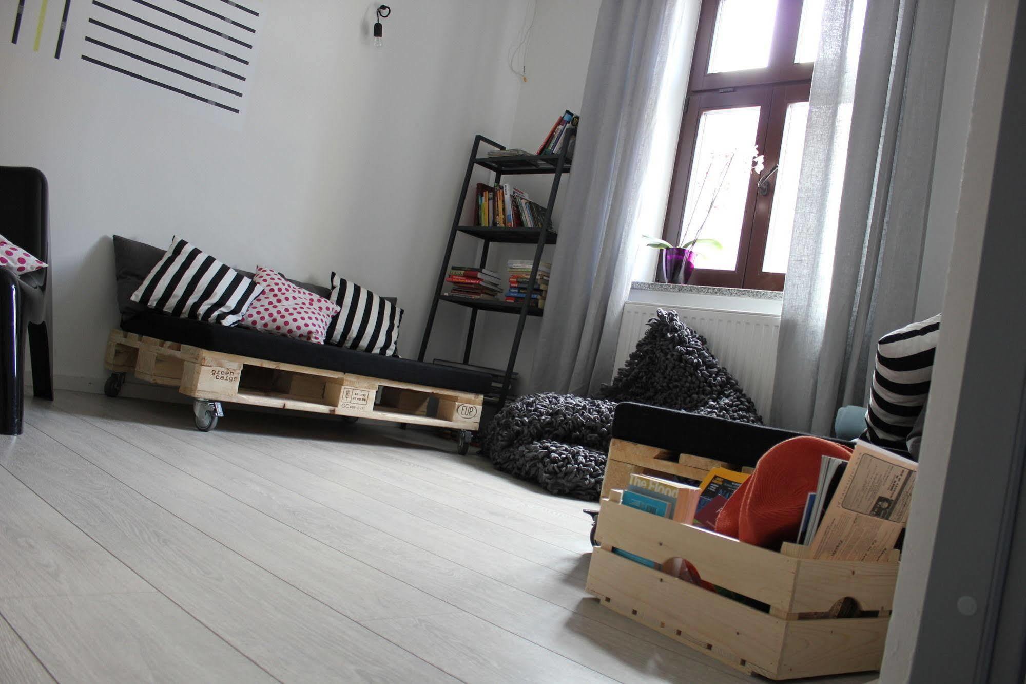 Soda Hostel & Apartments พอซนาน ภายนอก รูปภาพ